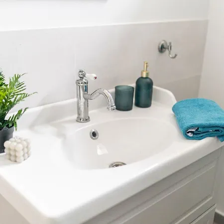 Otthon Foeldvaron Villa