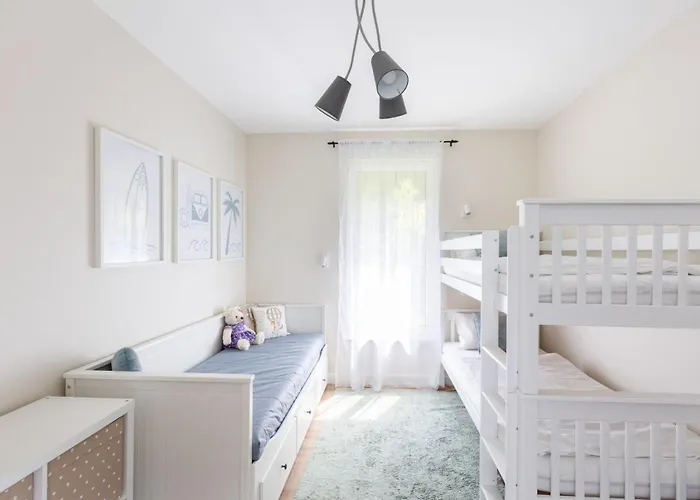 Otthon Foeldvaron Villa