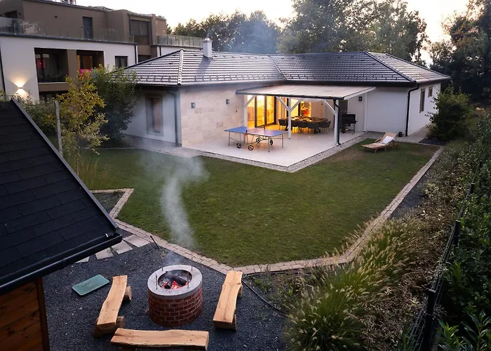 Villa Otthon Foeldvaron *